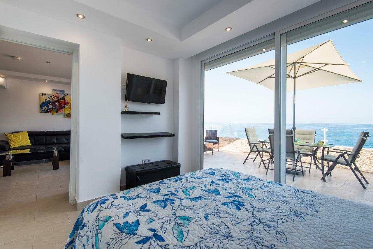 Seashore Bungalow Stunning 토레몰리노스 외부 사진